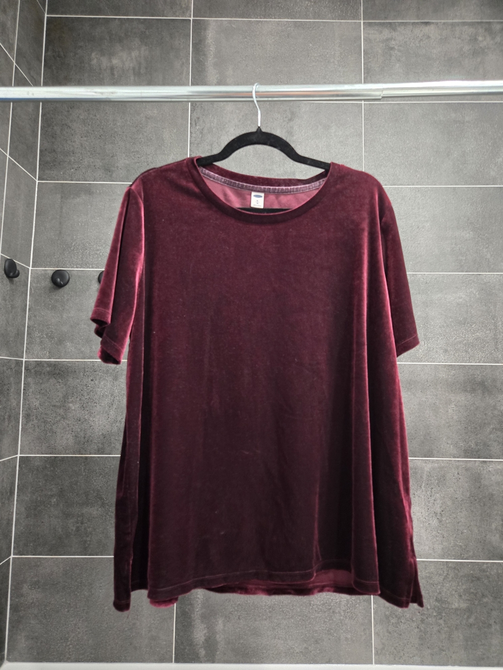 Old Navy Velvet Short Sleeve Tee in Deep Burgundy